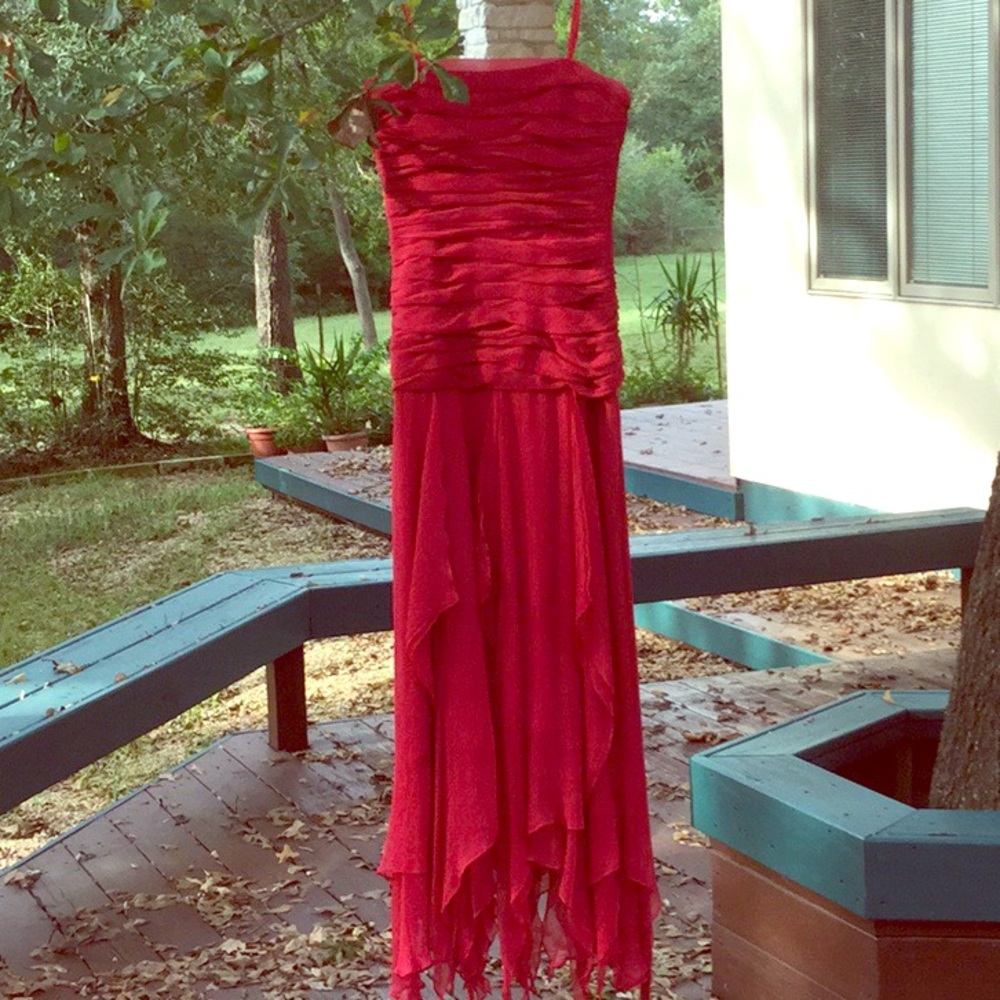 Red Strapless silk crepe BCBG party dress - unique